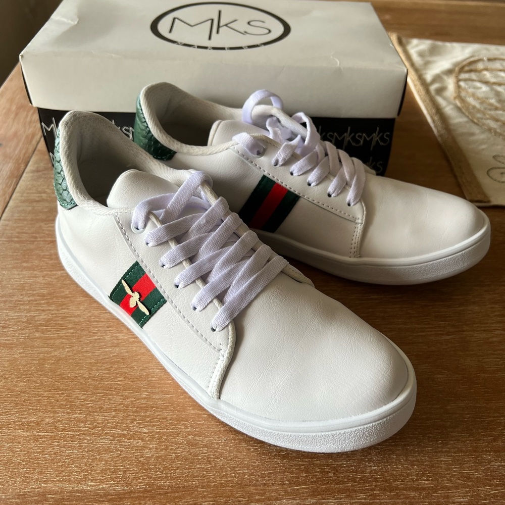 Makers shoes miel 8 sneaker in size 9